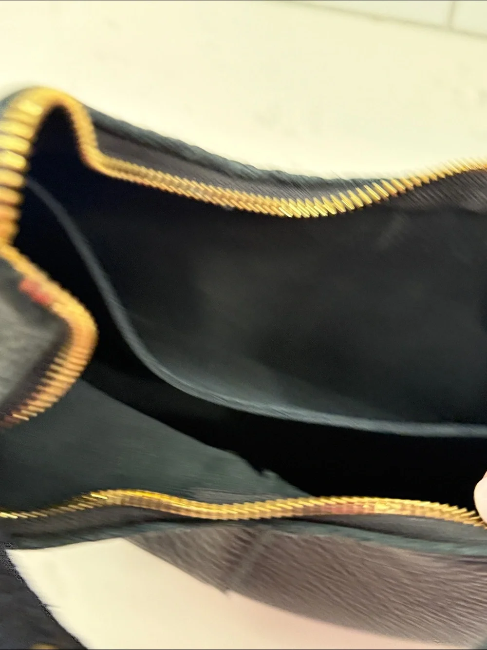 Portland Leather crescent Classic Black Leather Shoulder Bag